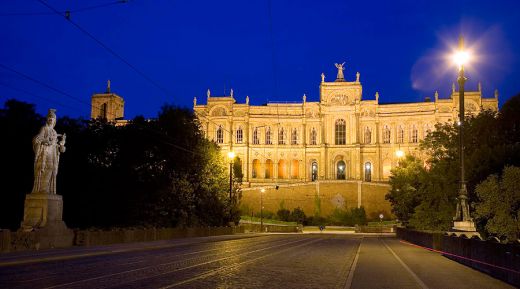 tl_files/Muenchen_Maximilianeum.jpg